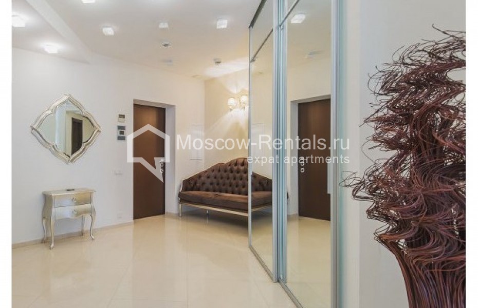 Photo #15 4-room (3 BR) apartment for <a href="http://moscow-rentals.ru/en/articles/long-term-rent" target="_blank">a long-term</a> rent
 in Russia, Moscow, Mosfilmovskaya str, 70к6