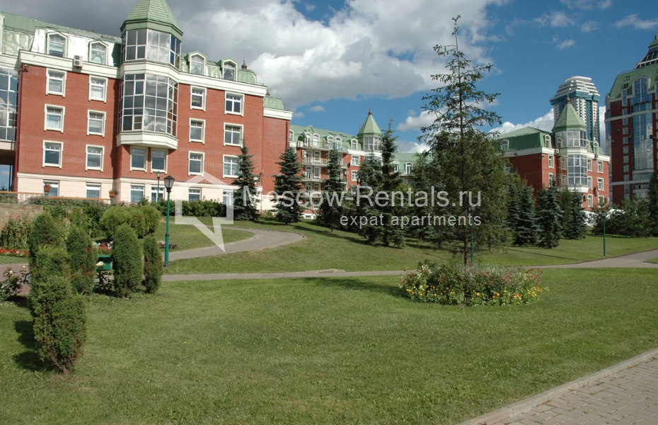 Photo #17 4-room (3 BR) apartment for <a href="http://moscow-rentals.ru/en/articles/long-term-rent" target="_blank">a long-term</a> rent
 in Russia, Moscow, Minskaya str., 1Б