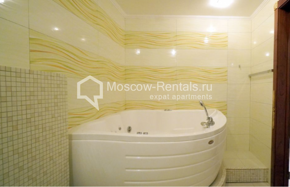 Photo #15 5-room (4 BR) apartment for <a href="http://moscow-rentals.ru/en/articles/long-term-rent" target="_blank">a long-term</a> rent
 in Russia, Moscow, Mosfilmovskaya str., 70к1