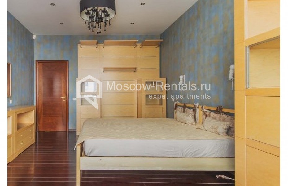 Photo #10 4-room (3 BR) apartment for <a href="http://moscow-rentals.ru/en/articles/long-term-rent" target="_blank">a long-term</a> rent
 in Russia, Moscow, Lomonosovskyi prospect, 29к3