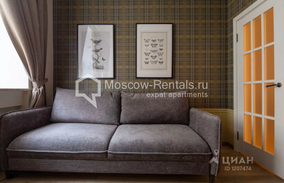 Photo #3 2-room (1 BR) apartment for <a href="http://moscow-rentals.ru/en/articles/long-term-rent" target="_blank">a long-term</a> rent
 in Russia, Moscow, Malaya Bronnaya str,  21/13С1