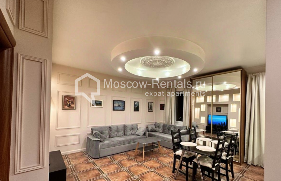 Photo #4 3-room (2 BR) apartment for <a href="http://moscow-rentals.ru/en/articles/long-term-rent" target="_blank">a long-term</a> rent
 in Russia, Moscow, Spiridonievskyi lane., 2/22