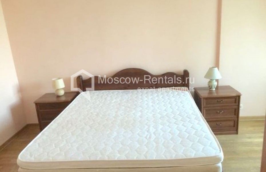 Photo #4 3-room (2 BR) apartment for <a href="http://moscow-rentals.ru/en/articles/long-term-rent" target="_blank">a long-term</a> rent
 in Russia, Moscow, Malaya Bronnaya str., 13