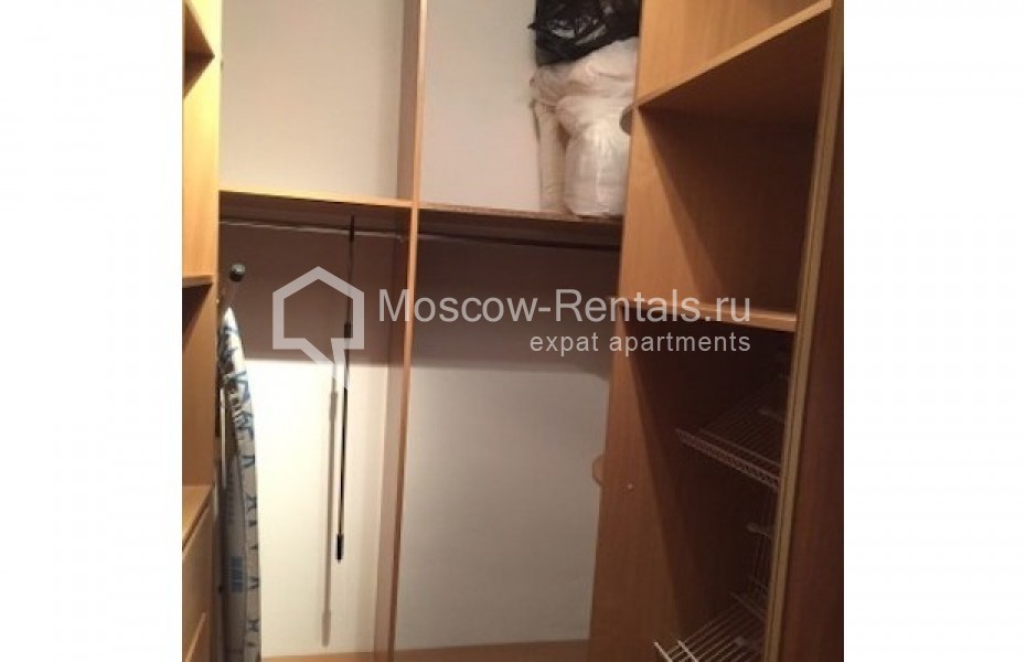 Photo #8 3-room (2 BR) apartment for <a href="http://moscow-rentals.ru/en/articles/long-term-rent" target="_blank">a long-term</a> rent
 in Russia, Moscow, Malaya Bronnaya str., 13