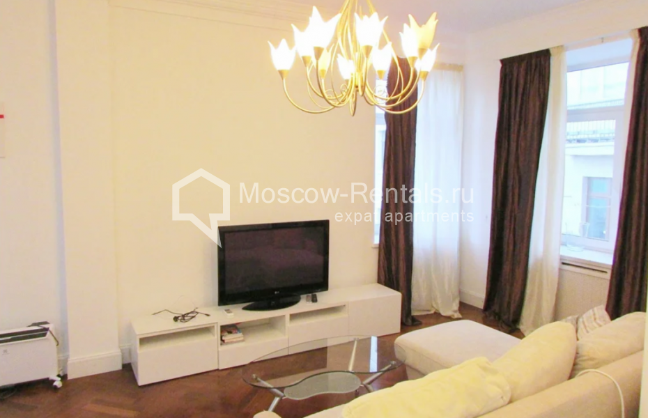 Photo #3 2-room (1 BR) apartment for <a href="http://moscow-rentals.ru/en/articles/long-term-rent" target="_blank">a long-term</a> rent
 in Russia, Moscow, Tverskaya str., 6С5
