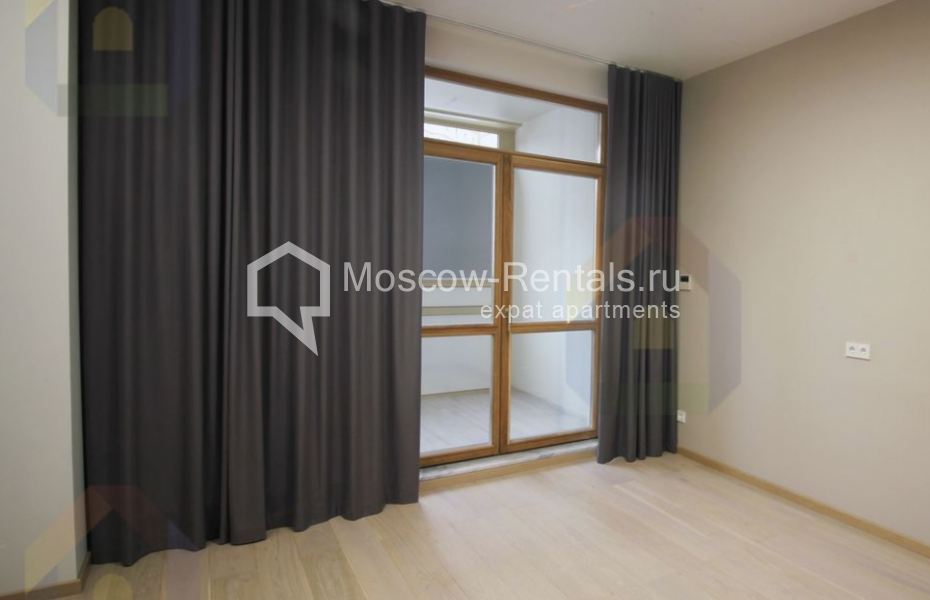 Photo #9 3-room (2 BR) apartment for <a href="http://moscow-rentals.ru/en/articles/long-term-rent" target="_blank">a long-term</a> rent
 in Russia, Moscow, Lomonoskovskyi prosp, 25к5