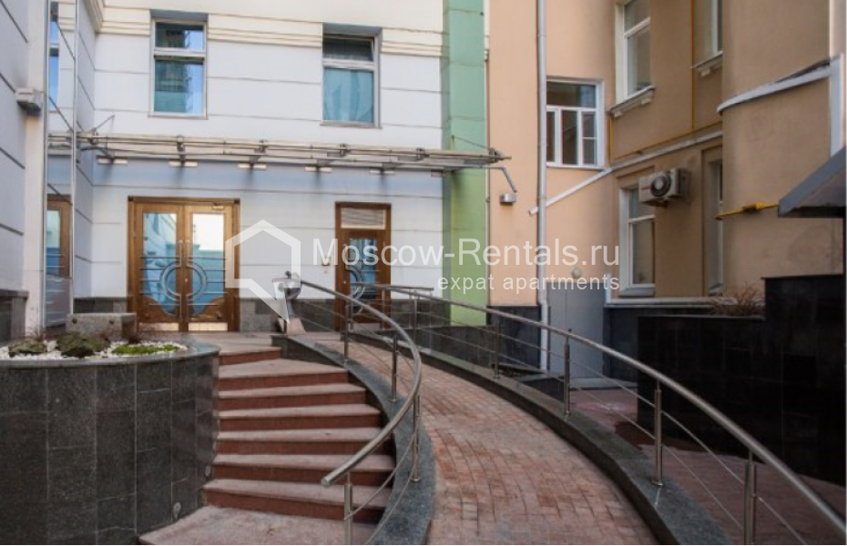 Photo #16 3-room (2 BR) apartment for <a href="http://moscow-rentals.ru/en/articles/long-term-rent" target="_blank">a long-term</a> rent
 in Russia, Moscow, Povarskaya str., 28С2