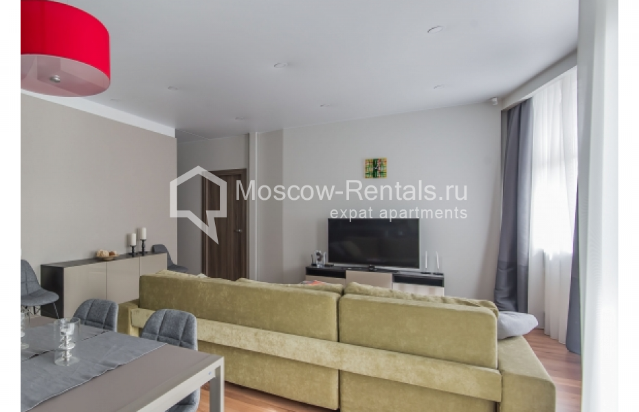 Photo #5 3-room (2 BR) apartment for <a href="http://moscow-rentals.ru/en/articles/long-term-rent" target="_blank">a long-term</a> rent
 in Russia, Moscow, Troitskaya str., 8
