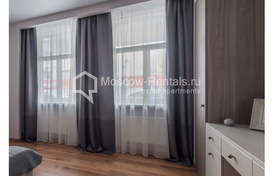 Photo #11 3-room (2 BR) apartment for <a href="http://moscow-rentals.ru/en/articles/long-term-rent" target="_blank">a long-term</a> rent
 in Russia, Moscow, Troitskaya str., 8