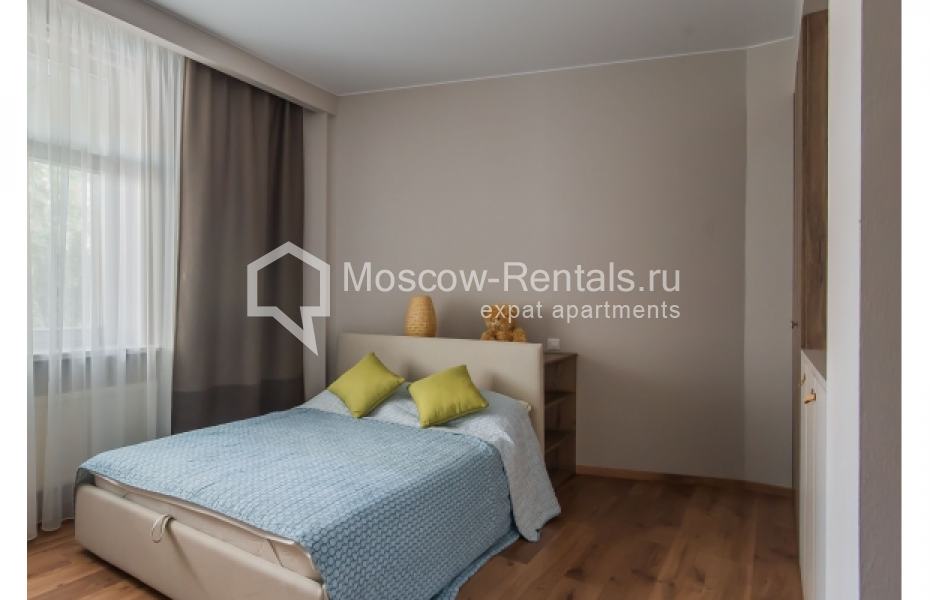 Photo #12 3-room (2 BR) apartment for <a href="http://moscow-rentals.ru/en/articles/long-term-rent" target="_blank">a long-term</a> rent
 in Russia, Moscow, Troitskaya str., 8