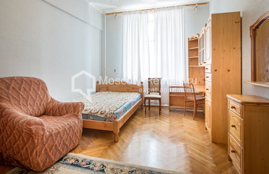 Photo #12 4-room (3 BR) apartment for <a href="http://moscow-rentals.ru/en/articles/long-term-rent" target="_blank">a long-term</a> rent
 in Russia, Moscow, Gasheka str, 9