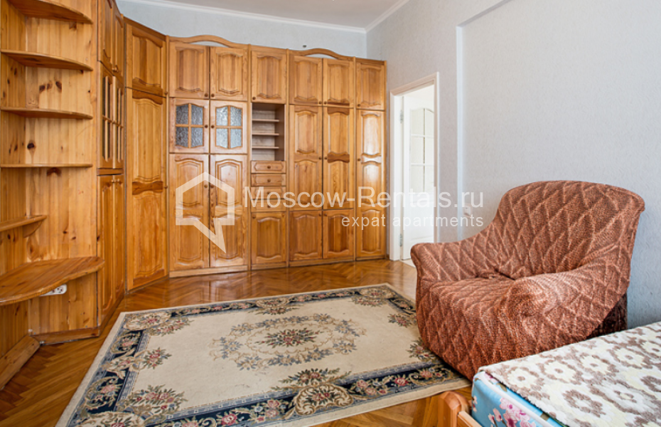 Photo #13 4-room (3 BR) apartment for <a href="http://moscow-rentals.ru/en/articles/long-term-rent" target="_blank">a long-term</a> rent
 in Russia, Moscow, Gasheka str, 9