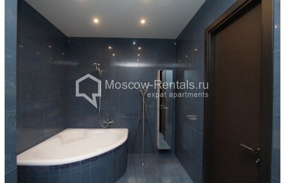 Photo #8 3-room (2 BR) apartment for <a href="http://moscow-rentals.ru/en/articles/long-term-rent" target="_blank">a long-term</a> rent
 in Russia, Moscow, Kazarmennyi lane, 3