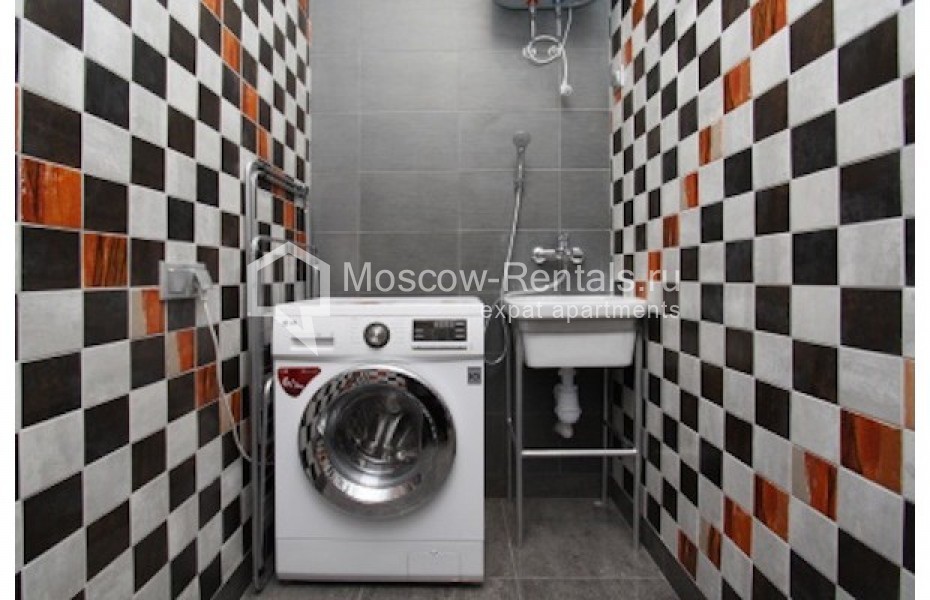 Photo #13 3-room (2 BR) apartment for <a href="http://moscow-rentals.ru/en/articles/long-term-rent" target="_blank">a long-term</a> rent
 in Russia, Moscow, Kazarmennyi lane, 3