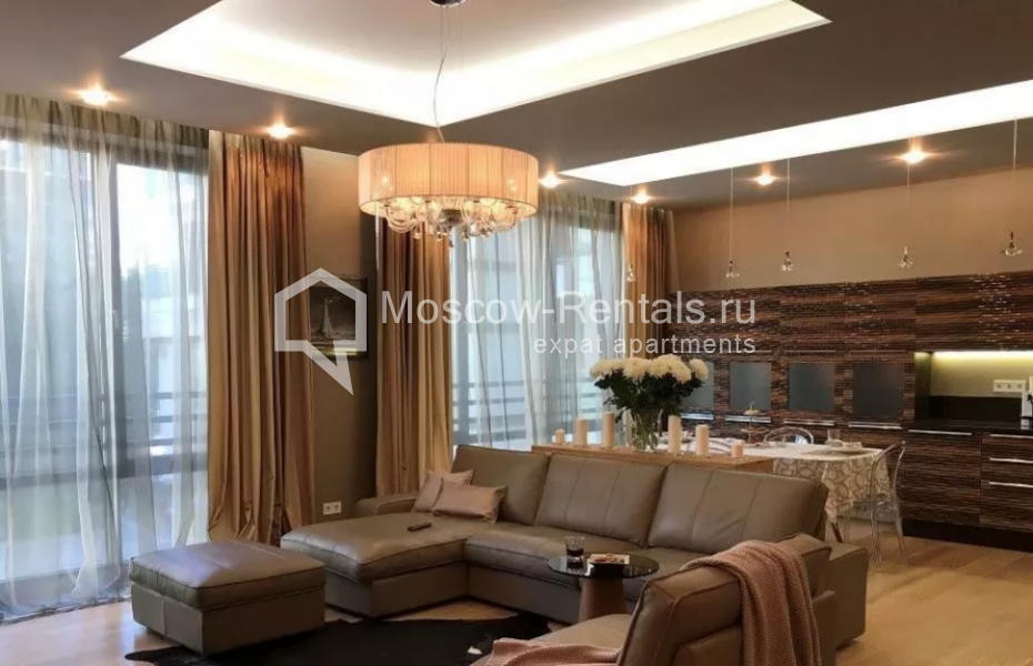 Photo #1 3-room (2 BR) apartment for <a href="http://moscow-rentals.ru/en/articles/long-term-rent" target="_blank">a long-term</a> rent
 in Russia, Moscow, Kazarmennyi lane, 3