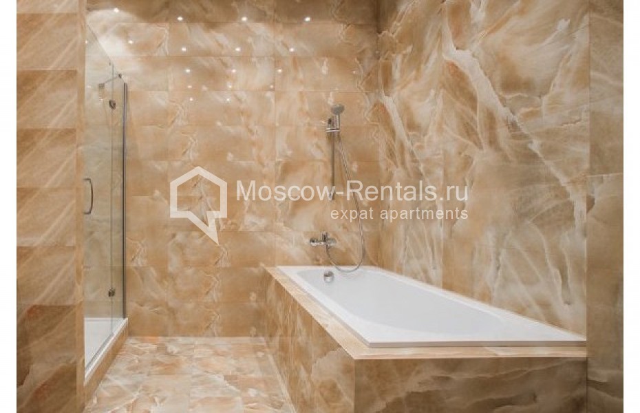 Photo #9 3-room (2 BR) apartment for <a href="http://moscow-rentals.ru/en/articles/long-term-rent" target="_blank">a long-term</a> rent
 in Russia, Moscow, Bolshaya Tatarskaya str., 7к1