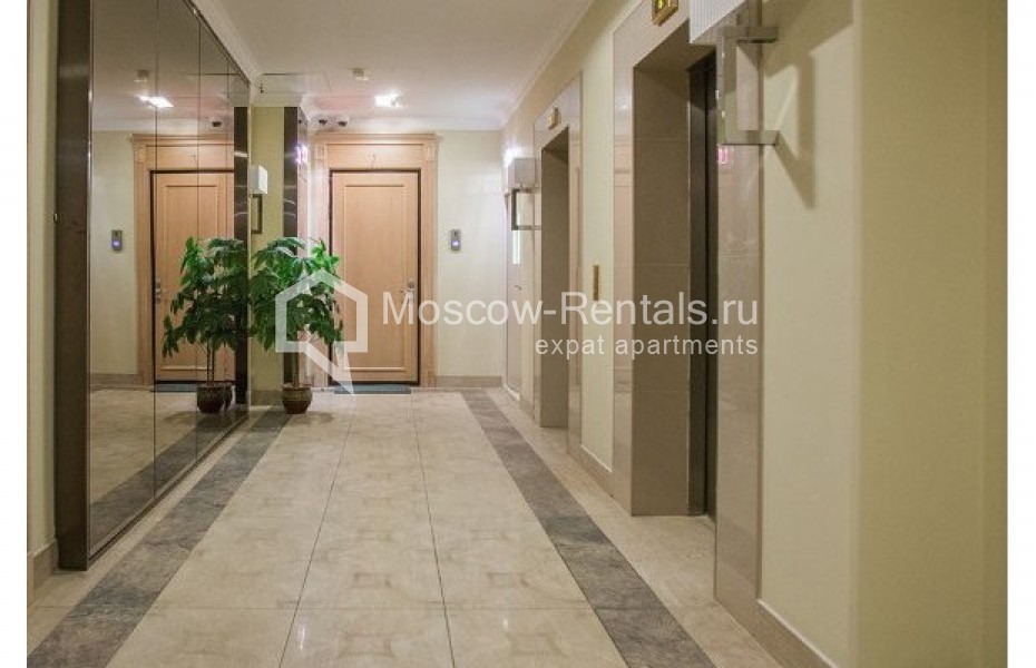 Photo #15 3-room (2 BR) apartment for <a href="http://moscow-rentals.ru/en/articles/long-term-rent" target="_blank">a long-term</a> rent
 in Russia, Moscow, Bolshaya Tatarskaya str., 7к1
