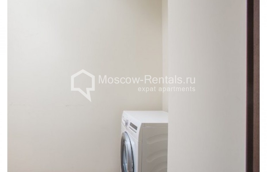 Photo #12 3-room (2 BR) apartment for <a href="http://moscow-rentals.ru/en/articles/long-term-rent" target="_blank">a long-term</a> rent
 in Russia, Moscow, Bolshaya Tatarskaya str., 7к1