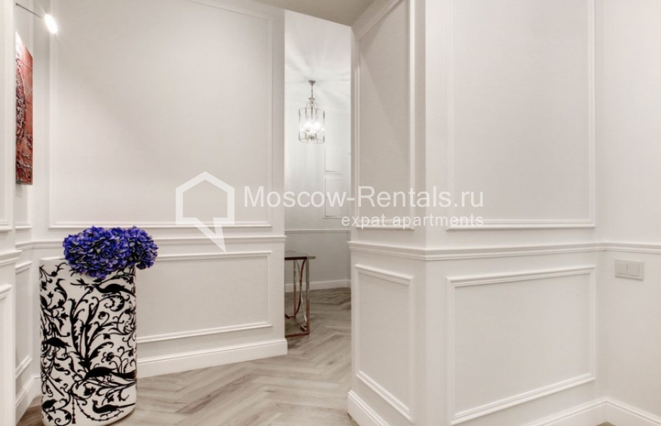 Photo #4 4-room (3 BR) apartment for <a href="http://moscow-rentals.ru/en/articles/long-term-rent" target="_blank">a long-term</a> rent
 in Russia, Moscow, Malaya Lubyanka str, 16