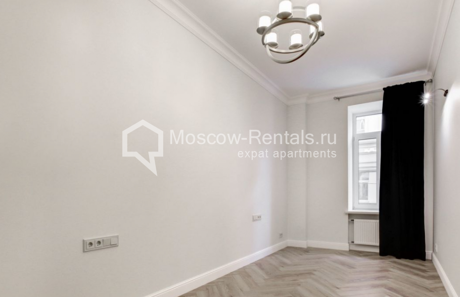 Photo #13 4-room (3 BR) apartment for <a href="http://moscow-rentals.ru/en/articles/long-term-rent" target="_blank">a long-term</a> rent
 in Russia, Moscow, Malaya Lubyanka str, 16