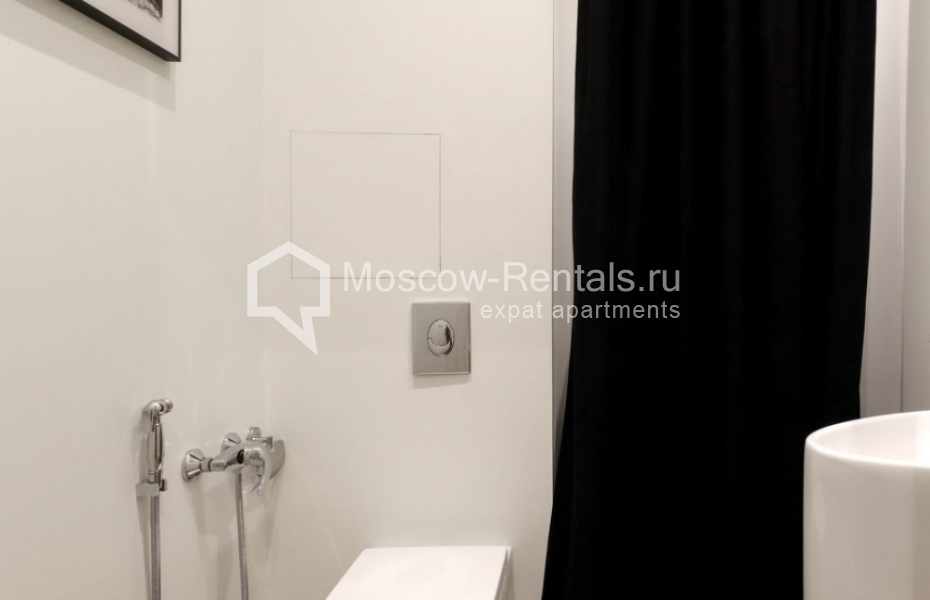 Photo #14 4-room (3 BR) apartment for <a href="http://moscow-rentals.ru/en/articles/long-term-rent" target="_blank">a long-term</a> rent
 in Russia, Moscow, Malaya Lubyanka str, 16