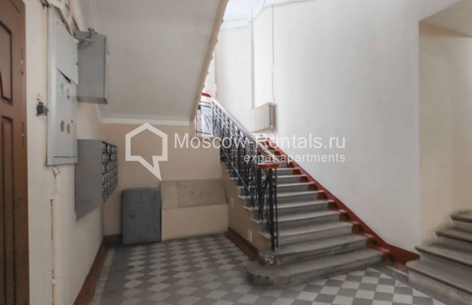 Photo #19 4-room (3 BR) apartment for <a href="http://moscow-rentals.ru/en/articles/long-term-rent" target="_blank">a long-term</a> rent
 in Russia, Moscow, Malaya Lubyanka str, 16