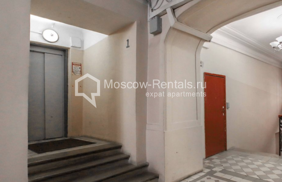 Photo #20 4-room (3 BR) apartment for <a href="http://moscow-rentals.ru/en/articles/long-term-rent" target="_blank">a long-term</a> rent
 in Russia, Moscow, Malaya Lubyanka str, 16