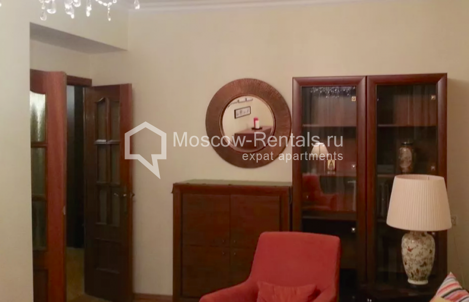 Photo #3 3-room (2 BR) apartment for <a href="http://moscow-rentals.ru/en/articles/long-term-rent" target="_blank">a long-term</a> rent
 in Russia, Moscow, Vorotnikovskyi lane, 5/9