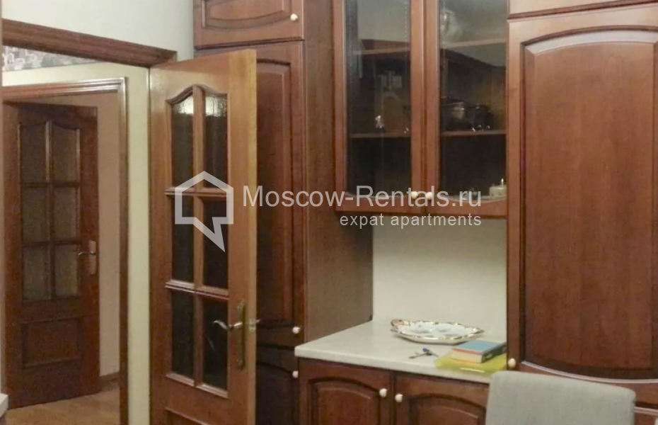 Photo #9 3-room (2 BR) apartment for <a href="http://moscow-rentals.ru/en/articles/long-term-rent" target="_blank">a long-term</a> rent
 in Russia, Moscow, Vorotnikovskyi lane, 5/9