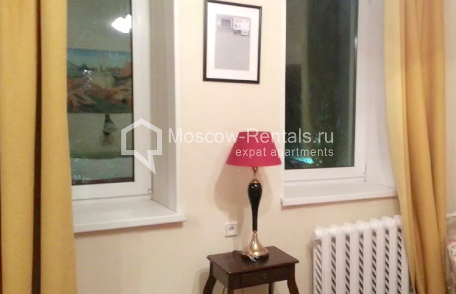 Photo #12 3-room (2 BR) apartment for <a href="http://moscow-rentals.ru/en/articles/long-term-rent" target="_blank">a long-term</a> rent
 in Russia, Moscow, Vorotnikovskyi lane, 5/9