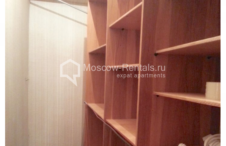 Photo #16 3-room (2 BR) apartment for <a href="http://moscow-rentals.ru/en/articles/long-term-rent" target="_blank">a long-term</a> rent
 in Russia, Moscow, Vorotnikovskyi lane, 5/9
