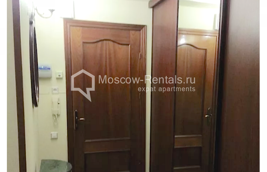 Photo #17 3-room (2 BR) apartment for <a href="http://moscow-rentals.ru/en/articles/long-term-rent" target="_blank">a long-term</a> rent
 in Russia, Moscow, Vorotnikovskyi lane, 5/9