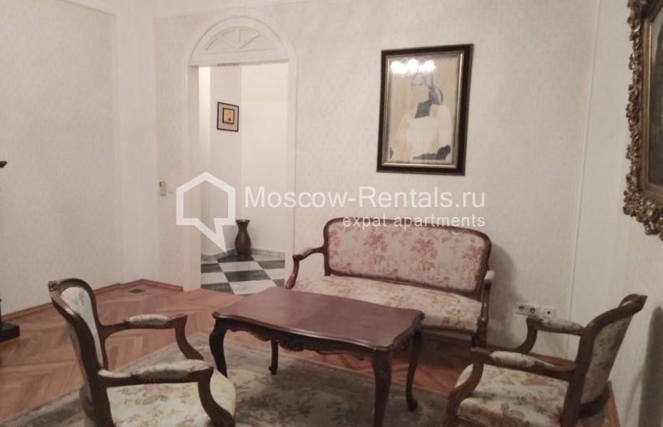 Photo #7 3-room (2 BR) apartment for <a href="http://moscow-rentals.ru/en/articles/long-term-rent" target="_blank">a long-term</a> rent
 in Russia, Moscow, Bolshaya Dmitrovka str, 21/7С2