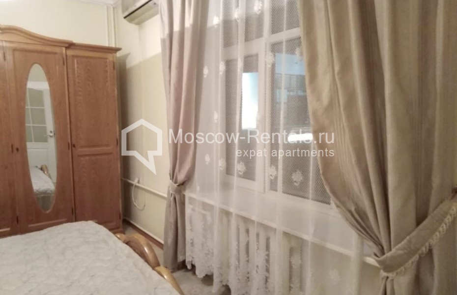 Photo #11 3-room (2 BR) apartment for <a href="http://moscow-rentals.ru/en/articles/long-term-rent" target="_blank">a long-term</a> rent
 in Russia, Moscow, Bolshaya Dmitrovka str, 21/7С2