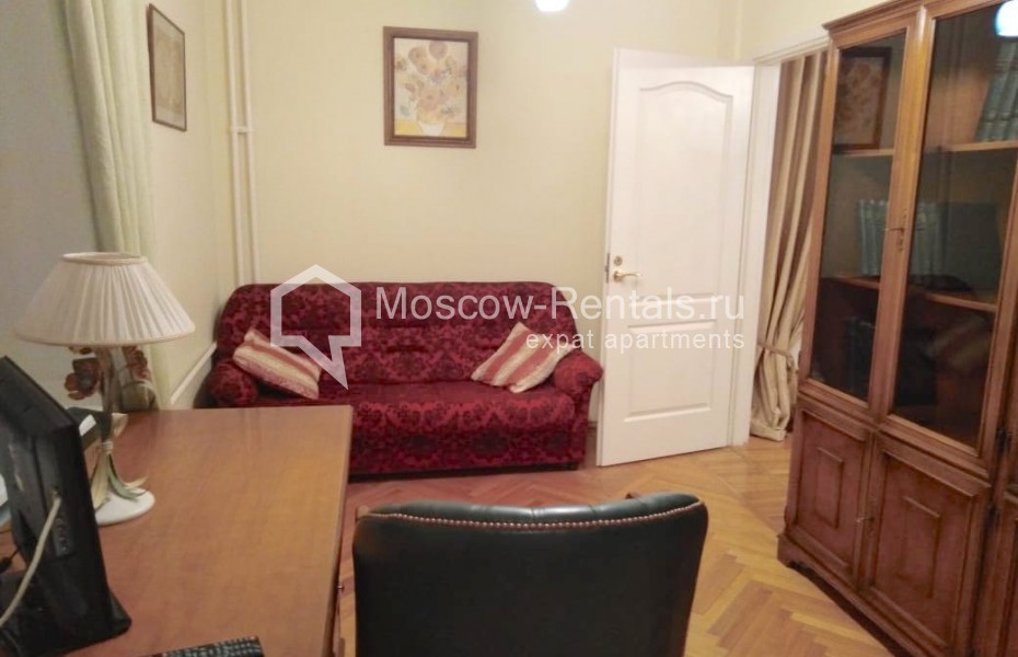 Photo #20 3-room (2 BR) apartment for <a href="http://moscow-rentals.ru/en/articles/long-term-rent" target="_blank">a long-term</a> rent
 in Russia, Moscow, Bolshaya Dmitrovka str, 21/7С2