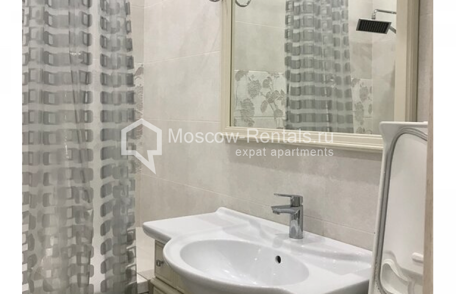Photo #11 3-room (2 BR) apartment for <a href="http://moscow-rentals.ru/en/articles/long-term-rent" target="_blank">a long-term</a> rent
 in Russia, Moscow, Strastnoi blv., 4С3