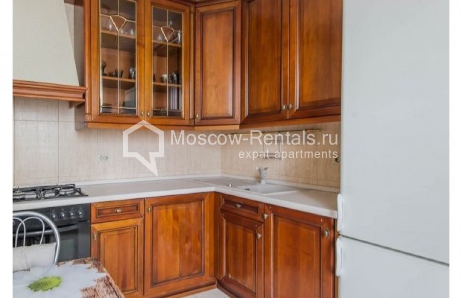 Photo #9 3-room (2 BR) apartment for <a href="http://moscow-rentals.ru/en/articles/long-term-rent" target="_blank">a long-term</a> rent
 in Russia, Moscow, B. Patriarchi lane, 8С1