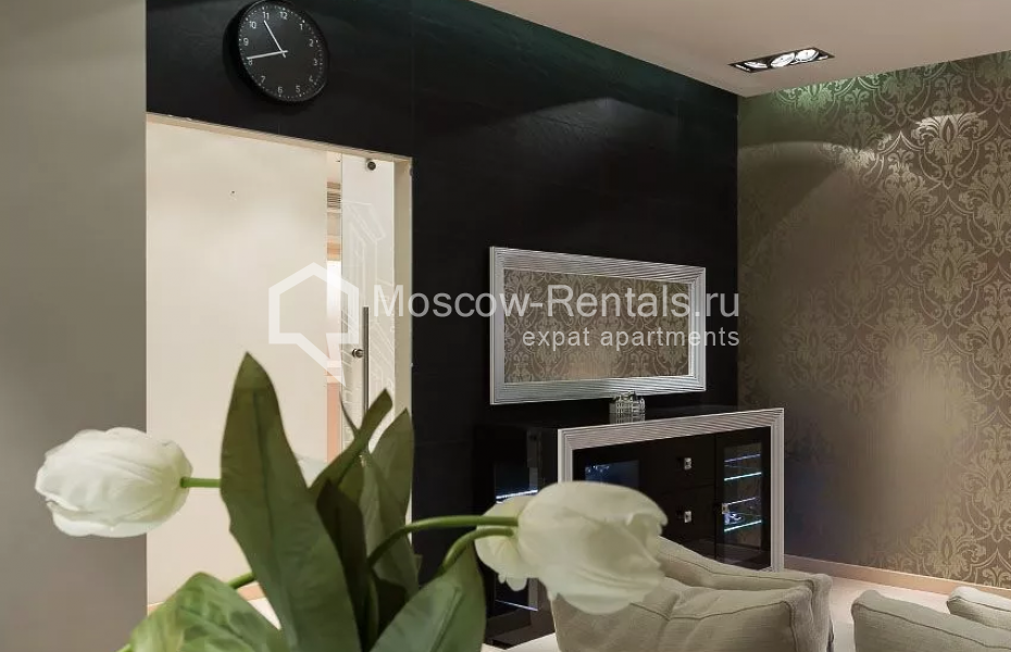 Photo #5 4-room (3 BR) apartment for <a href="http://moscow-rentals.ru/en/articles/long-term-rent" target="_blank">a long-term</a> rent
 in Russia, Moscow, Khamovnicheskyi Vals str, 36