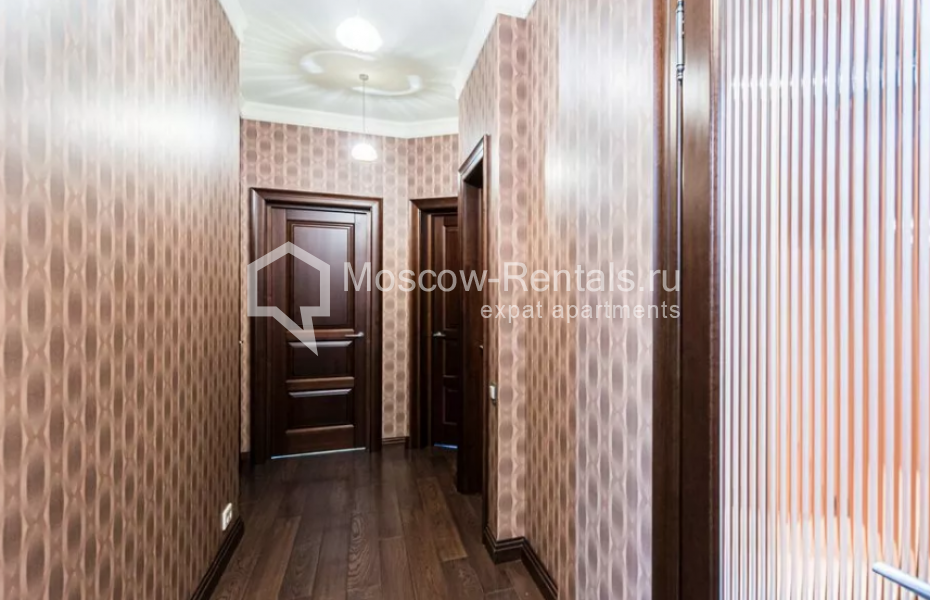 Photo #17 4-room (3 BR) apartment for <a href="http://moscow-rentals.ru/en/articles/long-term-rent" target="_blank">a long-term</a> rent
 in Russia, Moscow, Lomonosovskyi prosp, 25 к 2