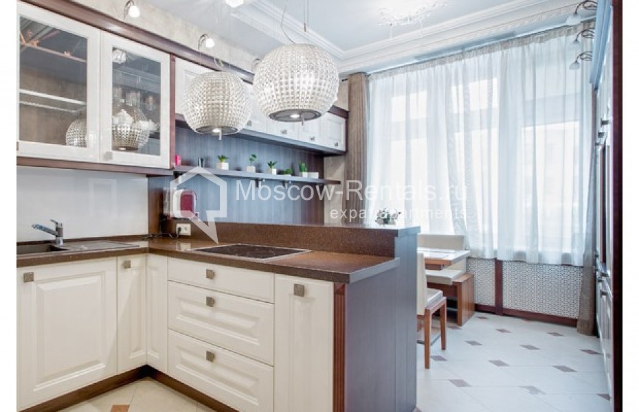 Photo #5 3-room (2 BR) apartment for <a href="http://moscow-rentals.ru/en/articles/long-term-rent" target="_blank">a long-term</a> rent
 in Russia, Moscow, Veskovskyi lane, 3