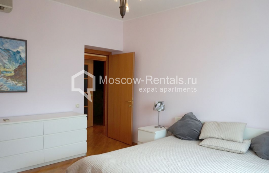 Photo #5 3-room (2 BR) apartment for <a href="http://moscow-rentals.ru/en/articles/long-term-rent" target="_blank">a long-term</a> rent
 in Russia, Moscow, Malaya Dmitrovka str, 15