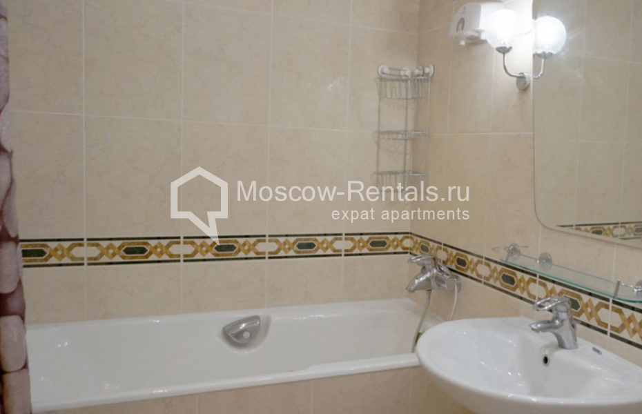 Photo #9 3-room (2 BR) apartment for <a href="http://moscow-rentals.ru/en/articles/long-term-rent" target="_blank">a long-term</a> rent
 in Russia, Moscow, Malaya Dmitrovka str, 15