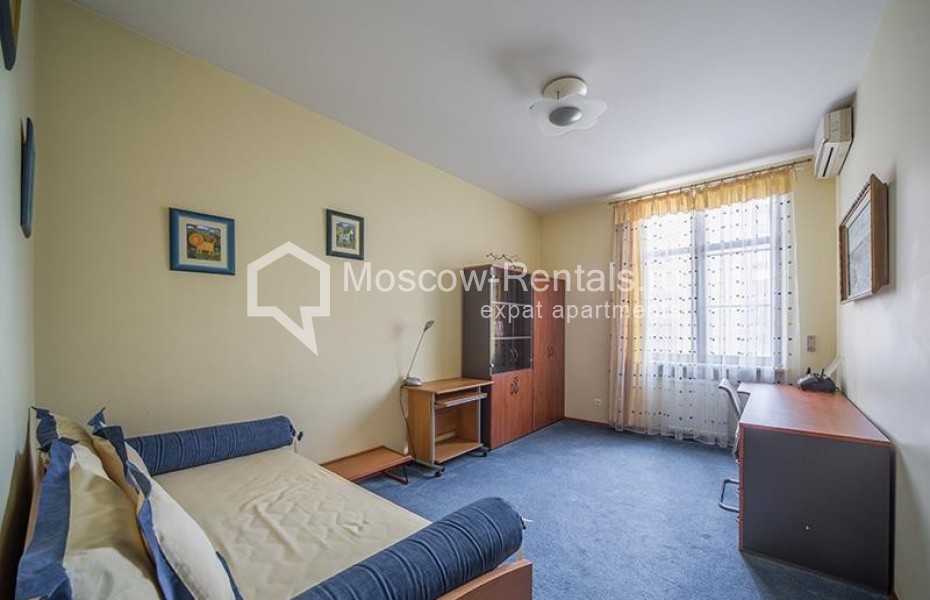 Photo #4 3-room (2 BR) apartment for <a href="http://moscow-rentals.ru/en/articles/long-term-rent" target="_blank">a long-term</a> rent
 in Russia, Moscow, Krasnoproletarskaya str., 7