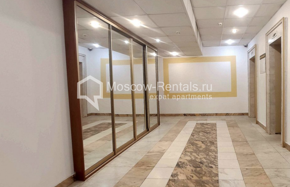 Photo #17 3-room (2 BR) apartment for <a href="http://moscow-rentals.ru/en/articles/long-term-rent" target="_blank">a long-term</a> rent
 in Russia, Moscow, Krasnoproletarskaya str., 7