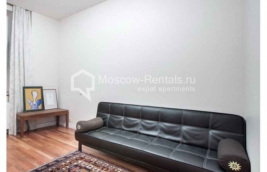 Photo #10 3-room (2 BR) apartment for <a href="http://moscow-rentals.ru/en/articles/long-term-rent" target="_blank">a long-term</a> rent
 in Russia, Moscow, Shmitovksyi pr, 16С1