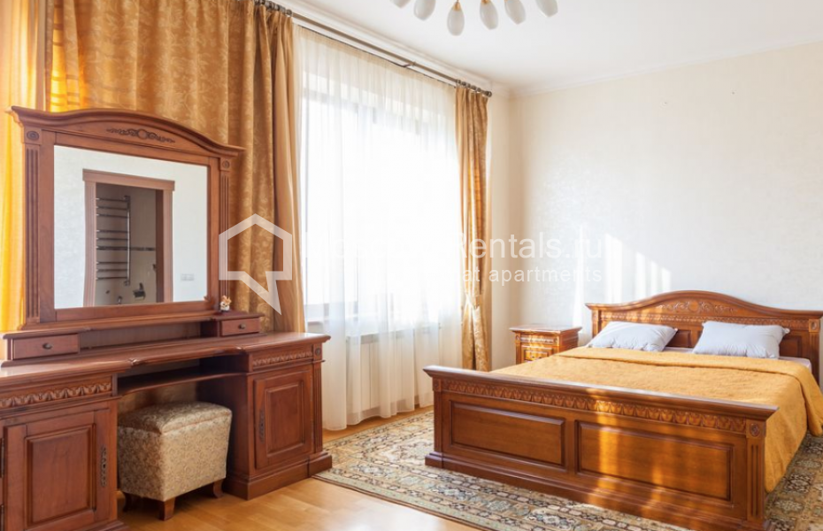 Photo #10 4-room (3 BR) apartment for <a href="http://moscow-rentals.ru/en/articles/long-term-rent" target="_blank">a long-term</a> rent
 in Russia, Moscow, Viktorenko str, 4К1