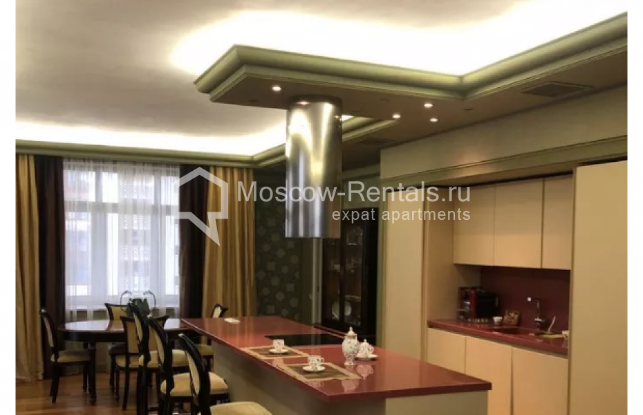 Photo #1 3-room (2 BR) apartment for <a href="http://moscow-rentals.ru/en/articles/long-term-rent" target="_blank">a long-term</a> rent
 in Russia, Moscow, Chapaevskyi lane, 3