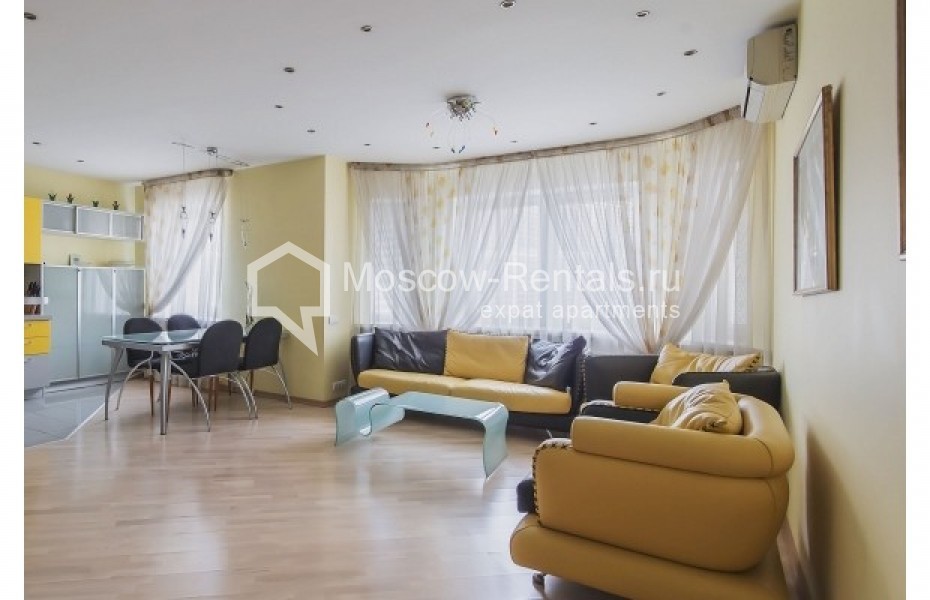 Photo #2 3-room (2 BR) apartment for <a href="http://moscow-rentals.ru/en/articles/long-term-rent" target="_blank">a long-term</a> rent
 in Russia, Moscow, Seleznevskaya str., 4