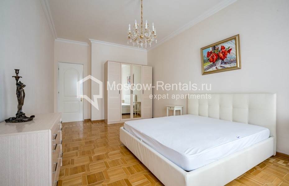 Photo #7 4-room (3 BR) apartment for <a href="http://moscow-rentals.ru/en/articles/long-term-rent" target="_blank">a long-term</a> rent
 in Russia, Moscow, Borisoglebskyi lane, 8С1