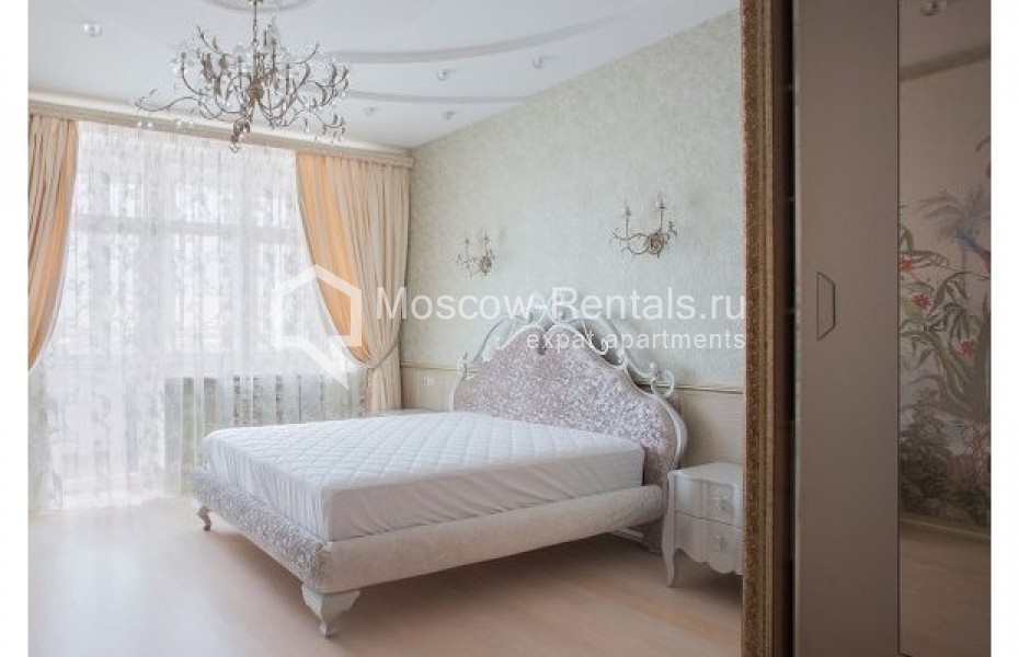 Photo #7 3-room (2 BR) apartment for <a href="http://moscow-rentals.ru/en/articles/long-term-rent" target="_blank">a long-term</a> rent
 in Russia, Moscow, Shmitovskyi pr, 16С1